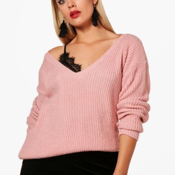 Boohoo Sweaters - NWT Boohoo Plus Sized Shelly Sweater
